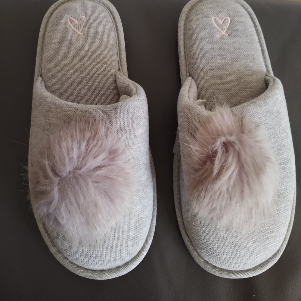 ** Pick 3 for $30 ** Victoria Secret Slippers. New